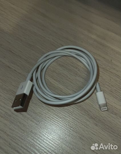 Оригинальный кабель lightning для iPhone/iPad