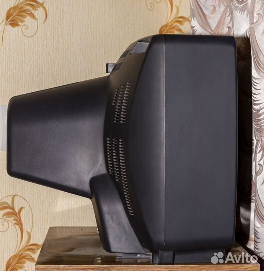 Телевизор Samsung Progun 21