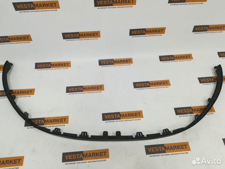 Губа нижняя на Лада Приора