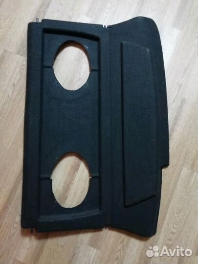 Задняя полка