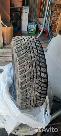 Kumho I'Zen RV Stud KC16 225/60 R17