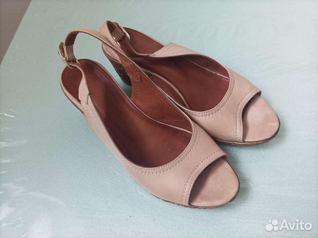 Босоножки натуральная кожа 37