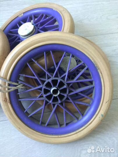 Колеса от детской коляски