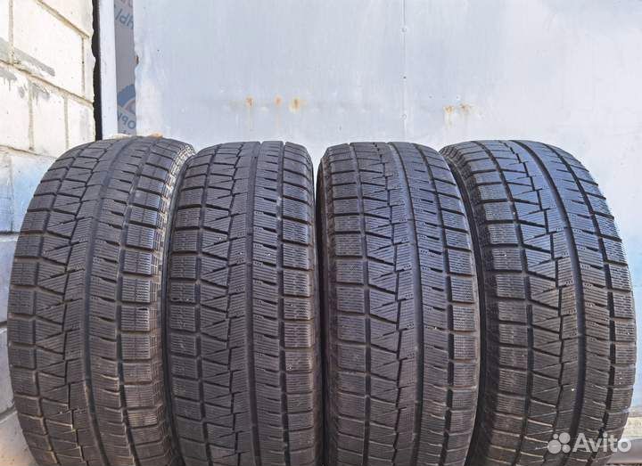 Bridgestone Blizzak Revo GZ 205/55 R16 91Q