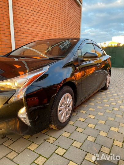 Toyota Prius 1.8 CVT, 2015, 150 000 км