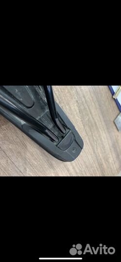 Седло specialized henge sport 143 б/у