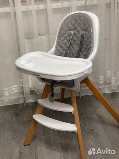 Стульчик для кормления новый