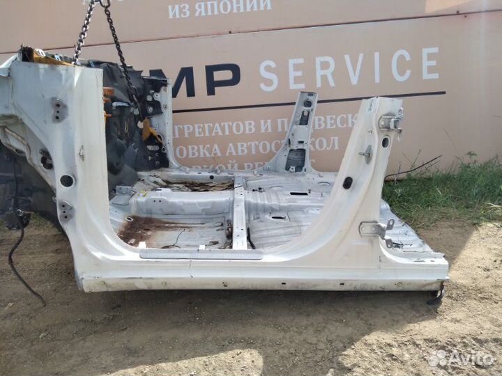 Порог кузова левый Toyota Ipsum SXM15 3S-FE 1998