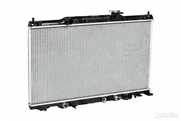 Радиатор охлаждения Honda CRV II / Element (02-06)
