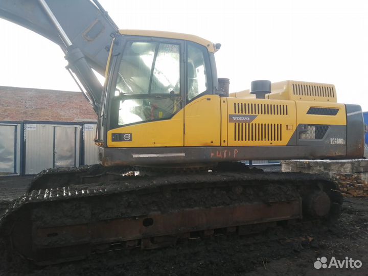 Гусеничный экскаватор Volvo EC480DL, 2015
