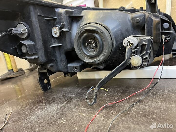 Фара левая Honda Stream RN6-9