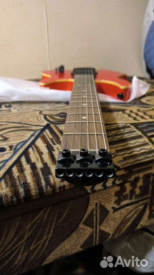Headless гитара новая