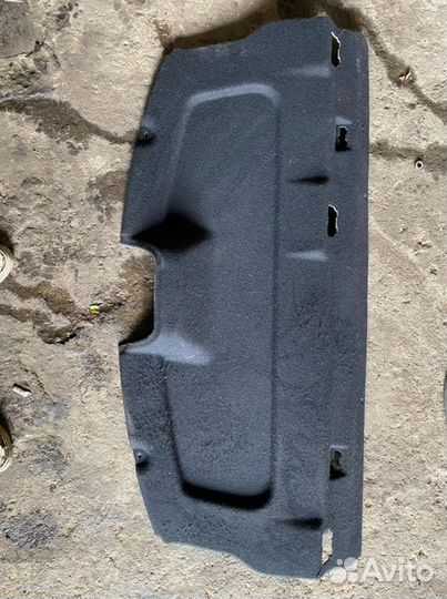 Задняя полка Renault Logan 2