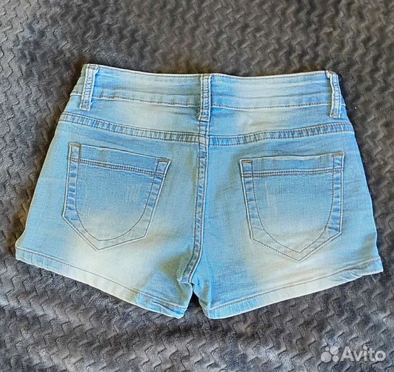 Джинсовые шорты