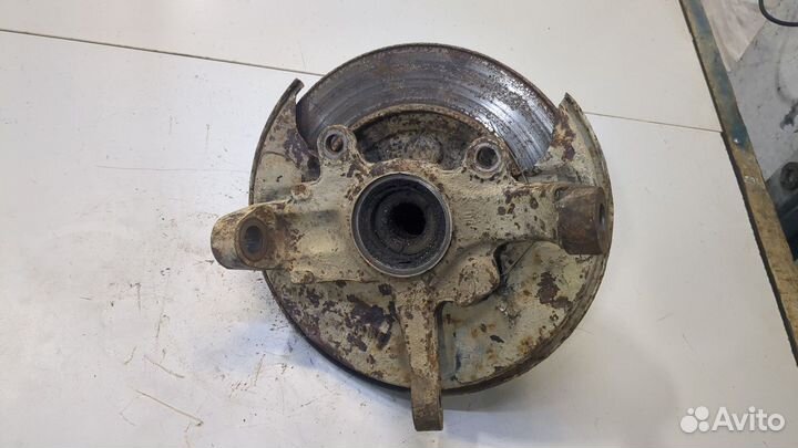 Ступица (кулак, цапфа) Isuzu Trooper, 1993