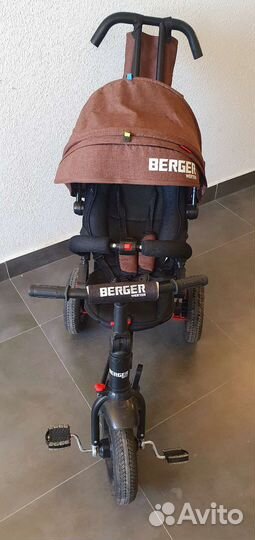 Детский трехколесный велосипед коляска