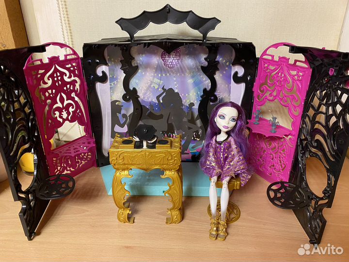Куклы Monster High и Ever After High