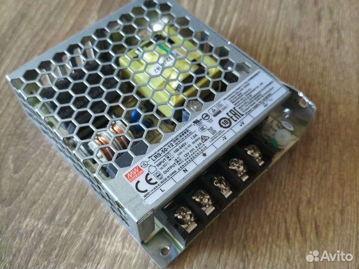 Преобразователь напряжения с 220 на 12 вольт