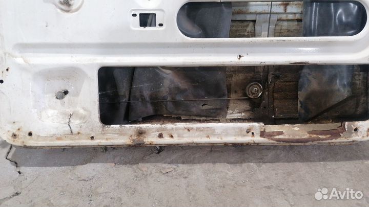Дверь бу niva 21213
