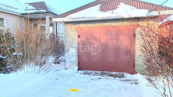 Дом 182 м² на участке 9 сот.