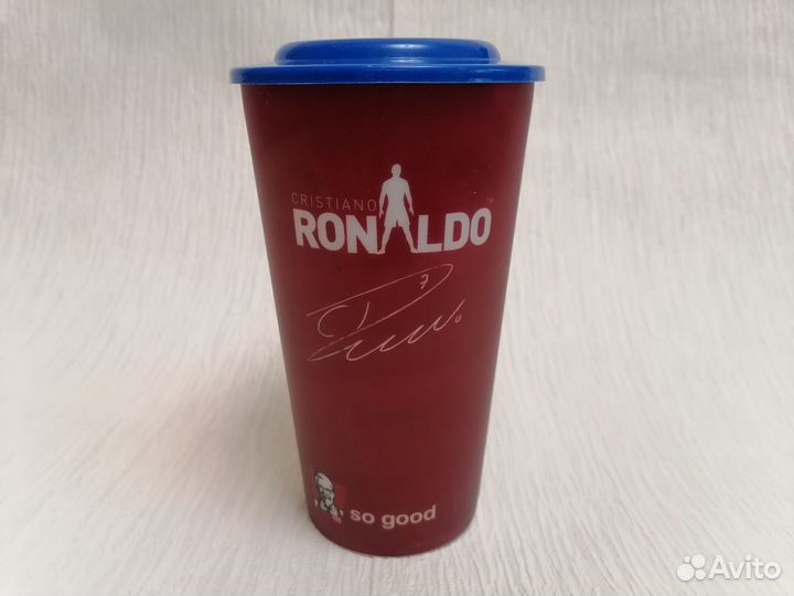 Большой стакан с автографом Рональдо