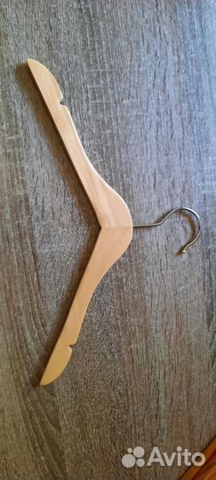 Деревянные дет.вешалки для одежды