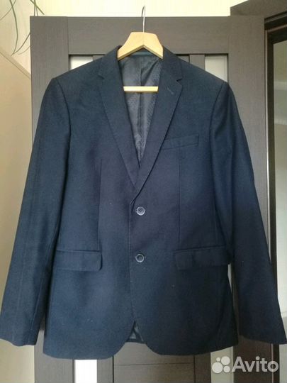 Школьный костюм