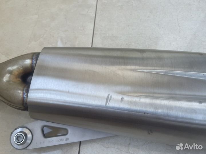 Глушитель от мотоцикла BMW S 1000 RR