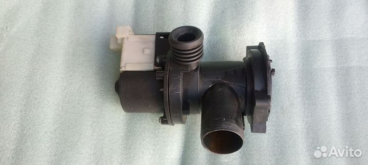 Помпа стиральной машины indesit