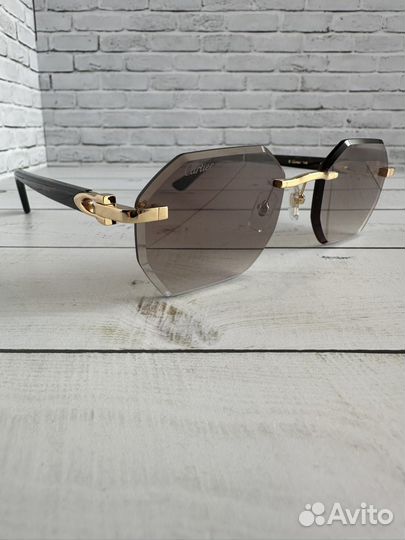 Солнцезащитные очки Cartier CT0439