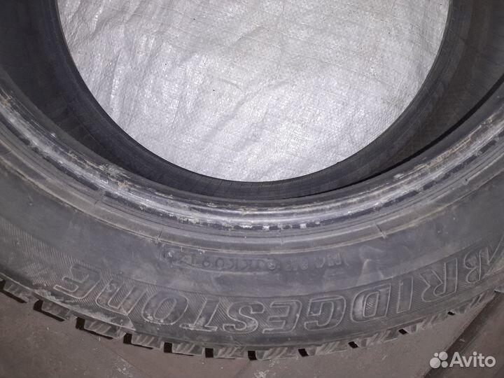 Bridgestone Blizzak Spike-01 205/55 R16 91T