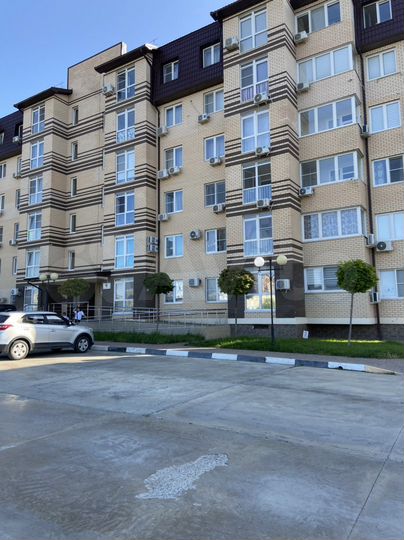 2-к. квартира, 72 м², 1/6 эт.