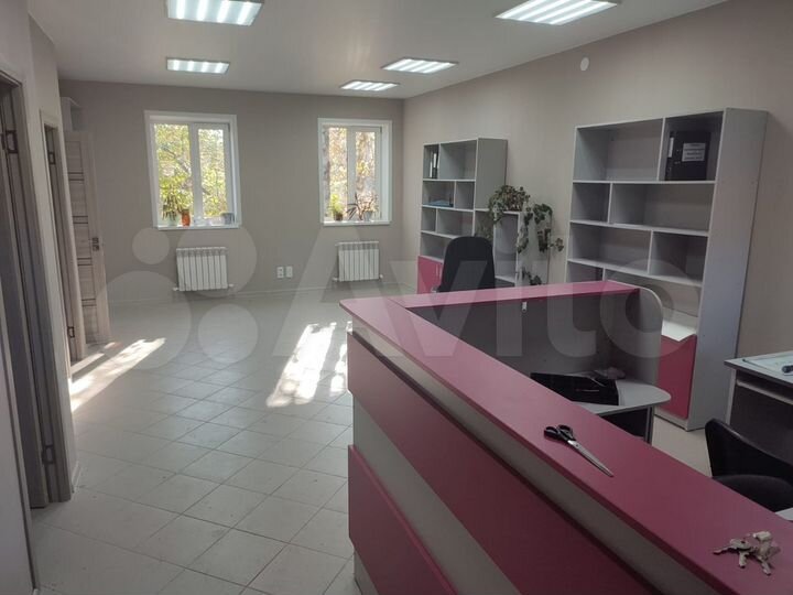 Свободного назначения, 682.7 м²