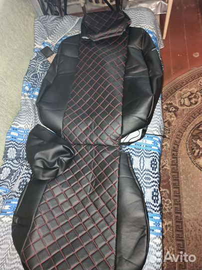 Новые чехлы, эко-кожа, на renault megane 2