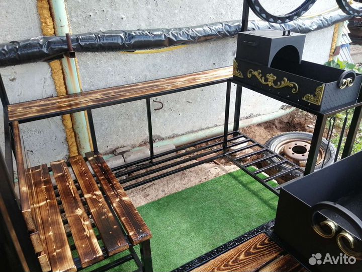 Мангал с крышей