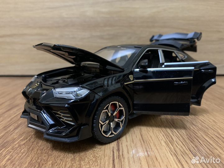 Машинка Ламба Урус с выхлопом