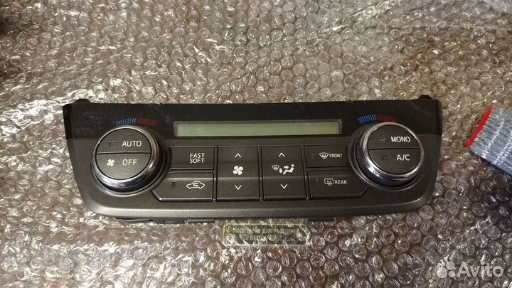 Блок управления климатом Toyota rav4 40