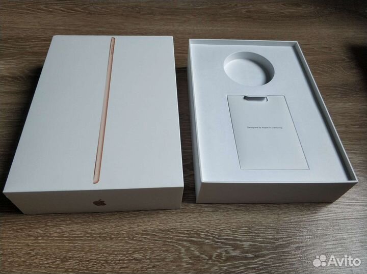 Коробка от iPad Air 64 Gb gold