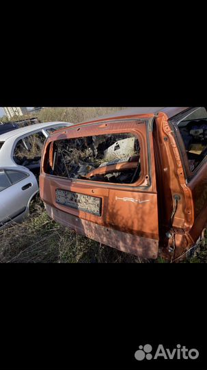 Крышка багажника Хонда HR-V