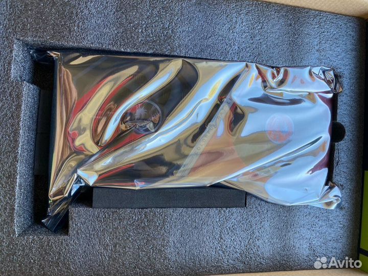 Запечатанная видеокарта Colorful RTX 2060 super