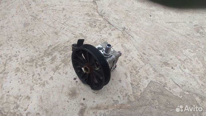 Насос гура Volvo S80 2.9 насос гидроусилителя