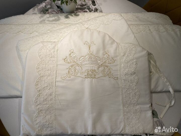 Бортики в кроватку