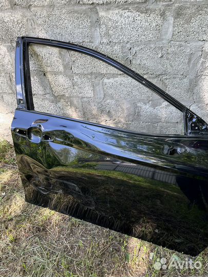 Дверь на camry