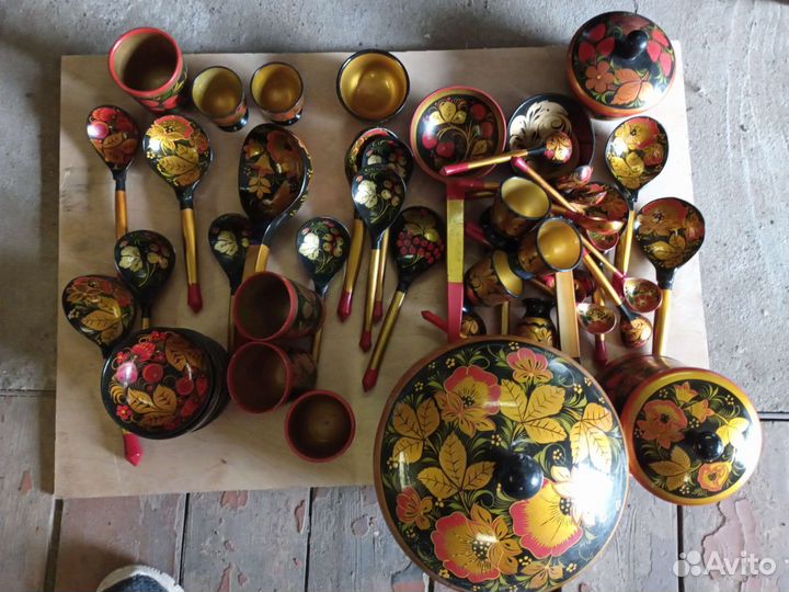Набор посуды хохлома