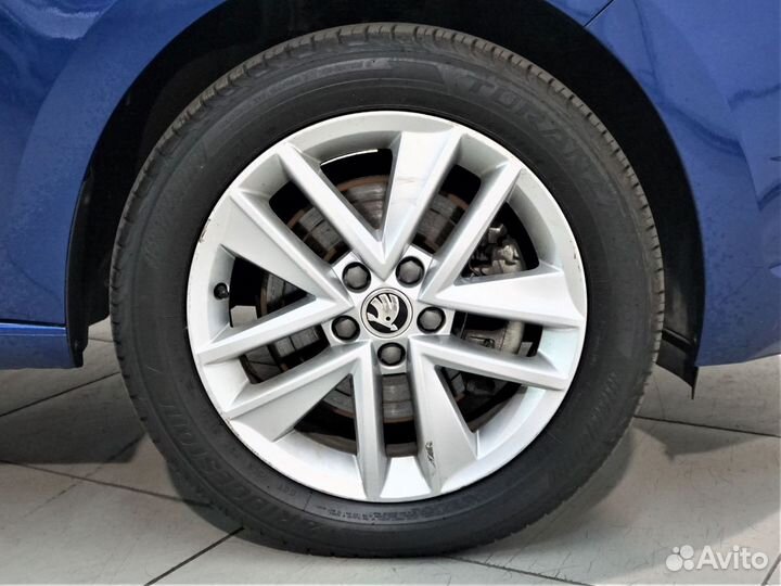 Skoda Rapid 1.6 AT, 2019, 5 500 км