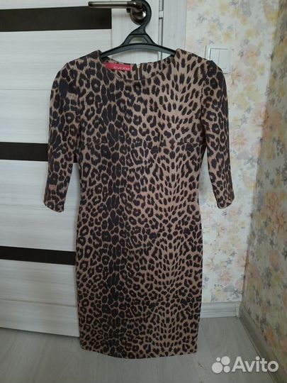 Платье женское 42 44