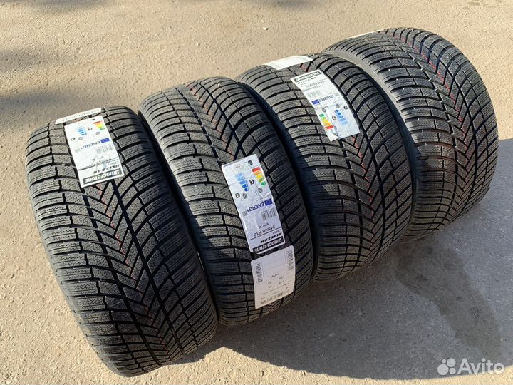 Bridgestone Blizzak LM-005 245/40 R18 и 265/35 R18