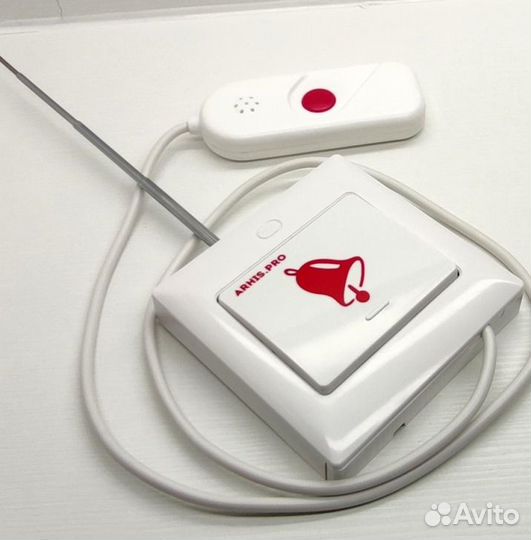 Кнопка вызова персонала с выносной кнопкой в руку