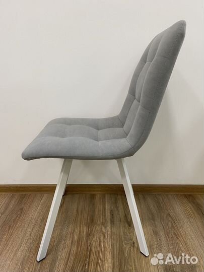 Стул кухонный