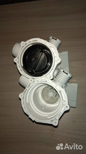 Сливной насос для стиральных машин Аристон Индезит